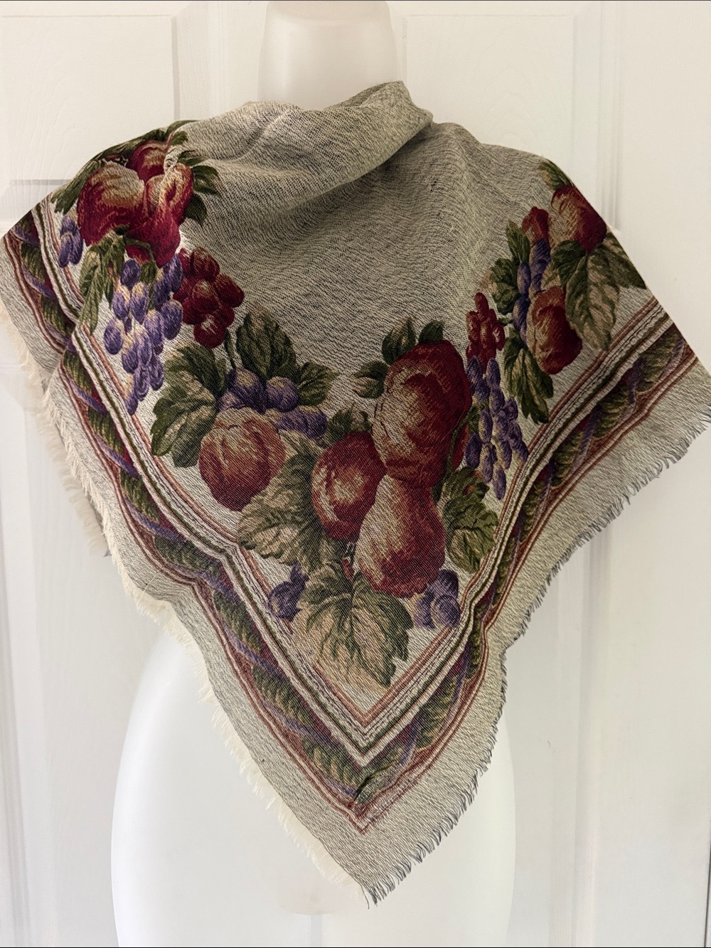 VTG Club 7 By Echo Wool Scarf Harvest Fruit Border Eyelash Fringe 1980’s